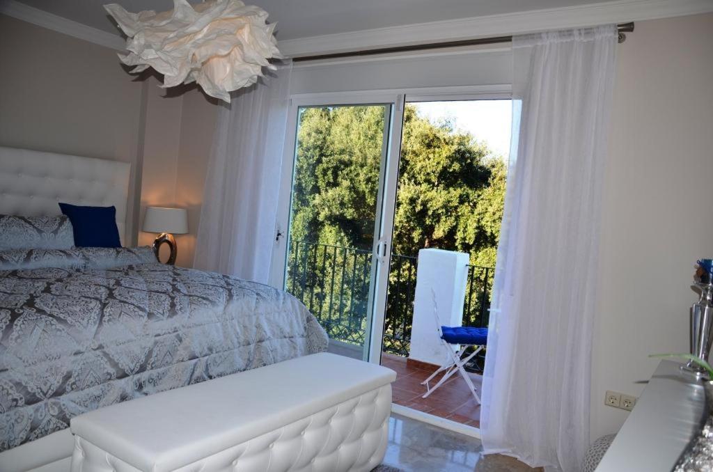 Penthouse Mit Privatem Jacuzzi In Marbella - La Mairena Apartamento Ojén Exterior foto