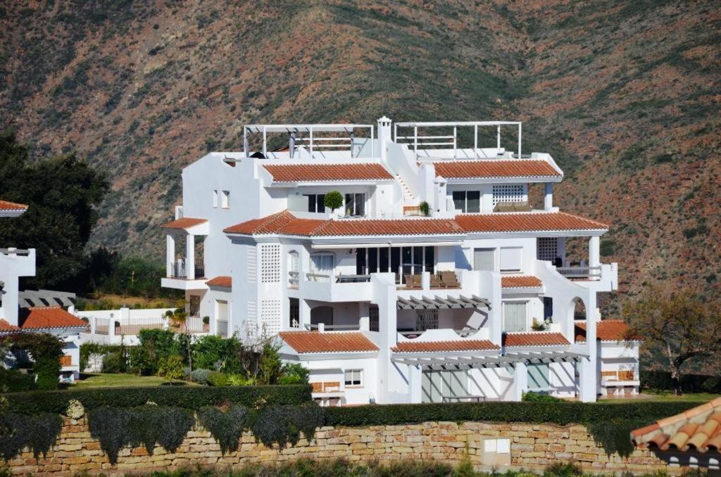 Penthouse Mit Privatem Jacuzzi In Marbella - La Mairena Apartamento Ojén Exterior foto