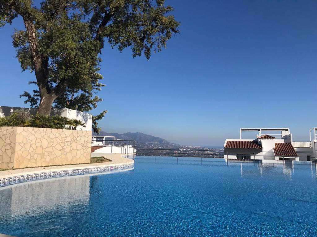 Penthouse Mit Privatem Jacuzzi In Marbella - La Mairena Apartamento Ojén Exterior foto
