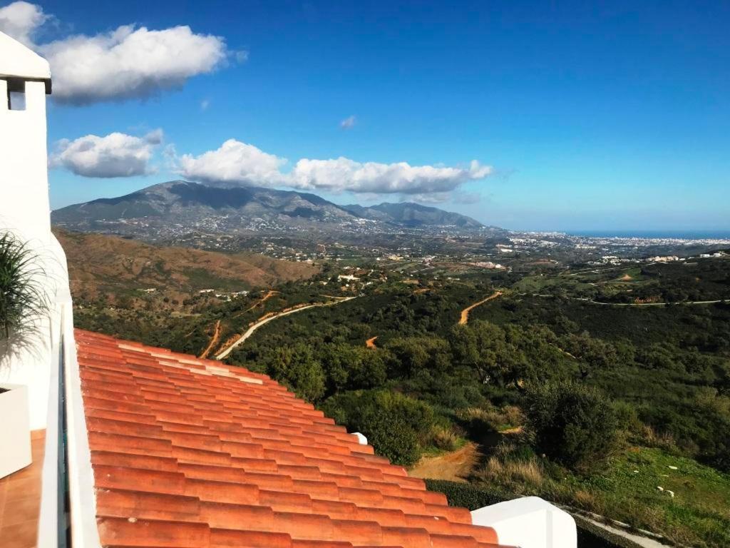 Penthouse Mit Privatem Jacuzzi In Marbella - La Mairena Apartamento Ojén Exterior foto